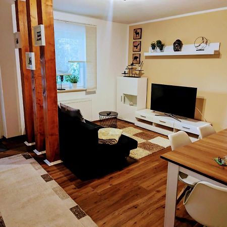 Ferienwohnung Jobst - Ruhig Mit Blick Ins Gruene Nittenau Eksteriør bilde