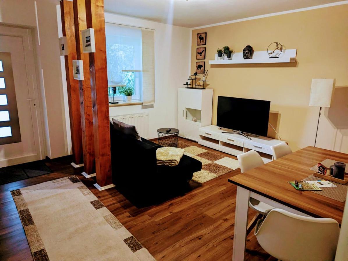 Ferienwohnung Jobst - Ruhig Mit Blick Ins Gruene Nittenau Eksteriør bilde