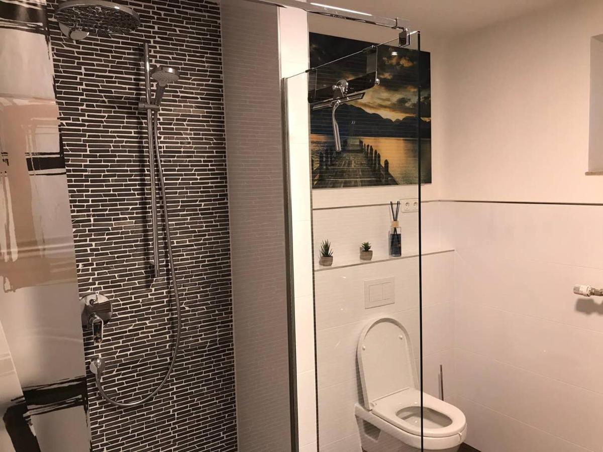 Ferienwohnung Jobst - Ruhig Mit Blick Ins Gruene Nittenau Eksteriør bilde